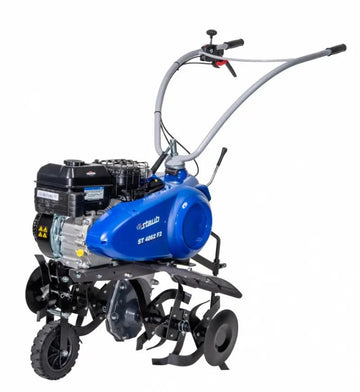 Motoculteur STAUB ST 4862 F2 : moteur Briggs & Stratton 208 cm³, 6 fraises, largeur de 60 à 90 cm, profondeur 30 cm, roues de transport, guidon ergonomique, kit labour en option.