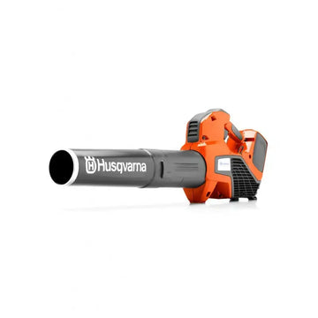 Souffleur HUSQVARNA 120iB léger (2 kg) à batterie 36V, débit 620 m³/h, puissance 10 Newton, variateur 3 niveaux. Compact, efficace, idéal pour jardin et espaces verts.