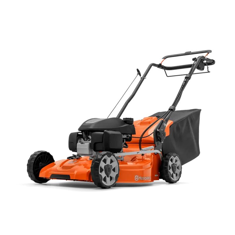 Tondeuse HUSQVARNA LC 356 VP : thermique, 56 cm, moteur Honda 166 cm³, bac 75 L, tractée, éjection arrière/latérale, TrioClip, guidon réglable.