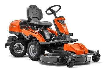Tondeuse autoportée HUSQVARNA RC 320 Ts 4x4 – Moteur 635 cm³, bac 300 L, 4 roues motrices, mulching ou éjection arrière.