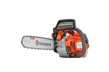 Tronçonneuse élagueuse HUSQVARNA T 540 XP II – 30 cm. Légère, maniable et puissante, idéale pour élaguer, tailler ou abattre. Livrée avec 2 chaînes d’origine HUSQVARNA.