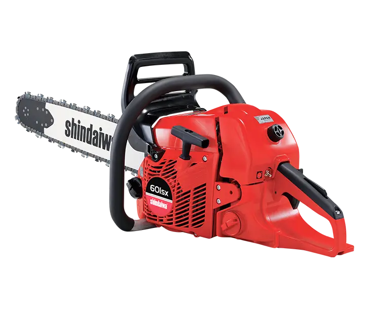 Tronçonneuse SHINDAIWA 601 SX 50 cm, moteur 59,8 cm³, anti-vibration, graissage automatique, starter retour auto, griffe d’abattage. Livrée avec 2 chaînes SHINDAIWA d’origine.
